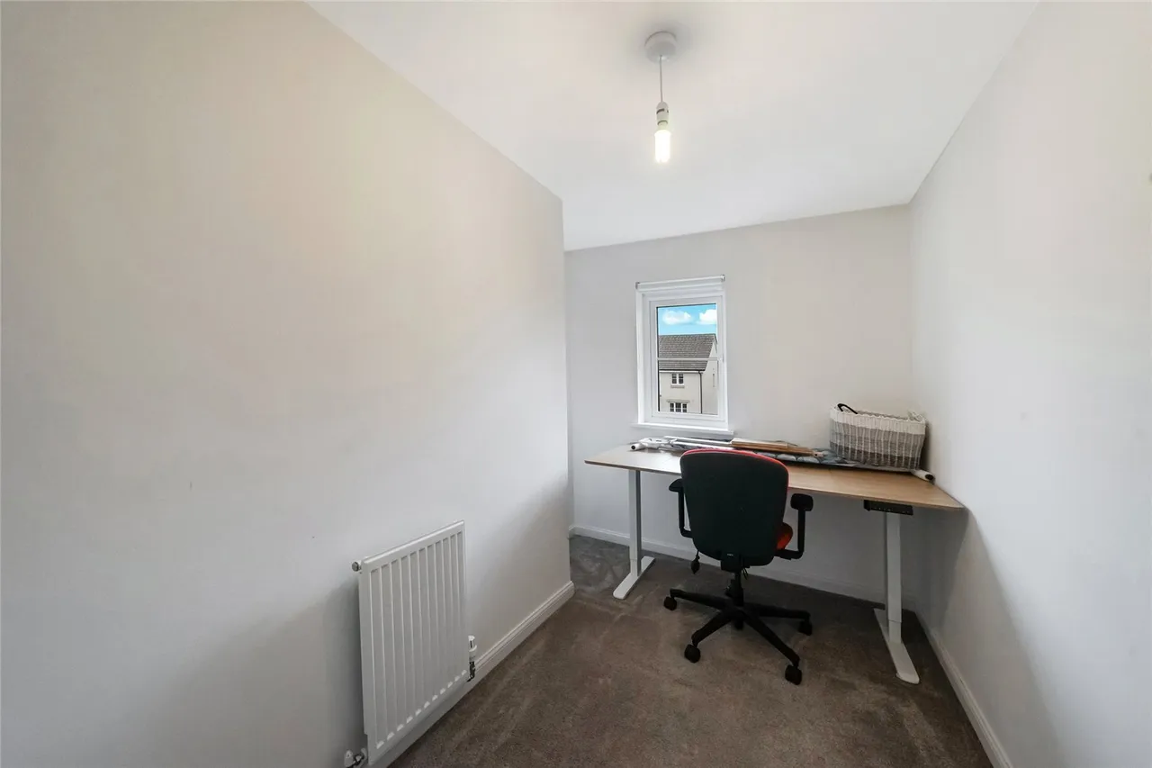 Dougal Graham Road, Stirling, FK8, photo 13