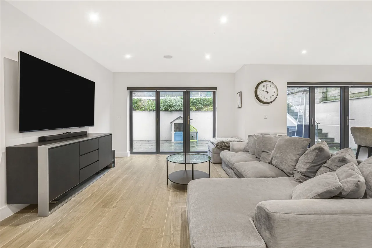 The Coppice, Enfield, EN2 7BY, photo 12