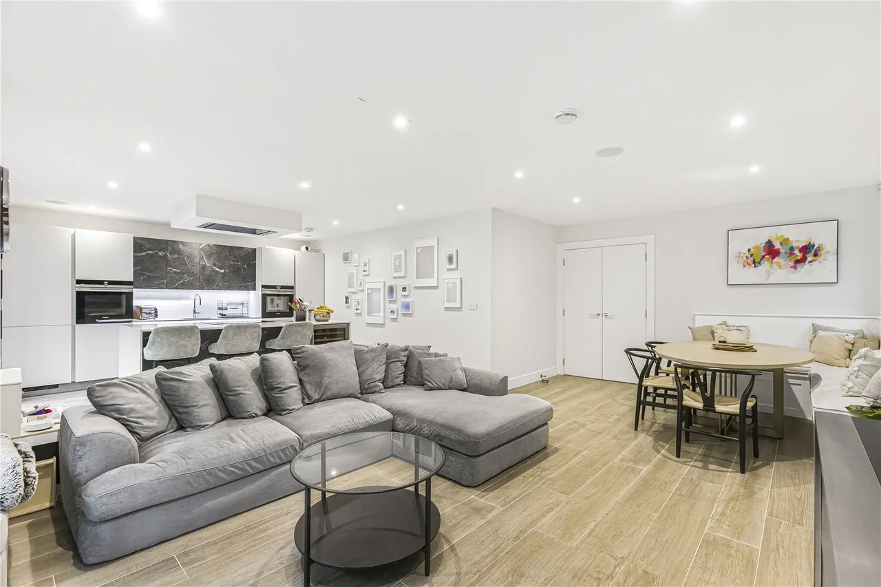 The Coppice, Enfield, EN2 7BY, photo 10