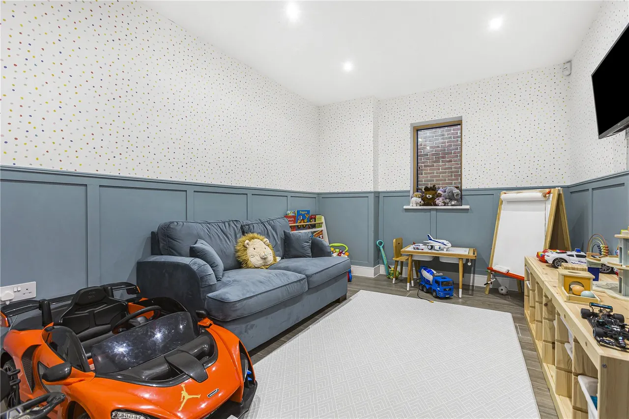 The Coppice, Enfield, EN2 7BY, photo 7