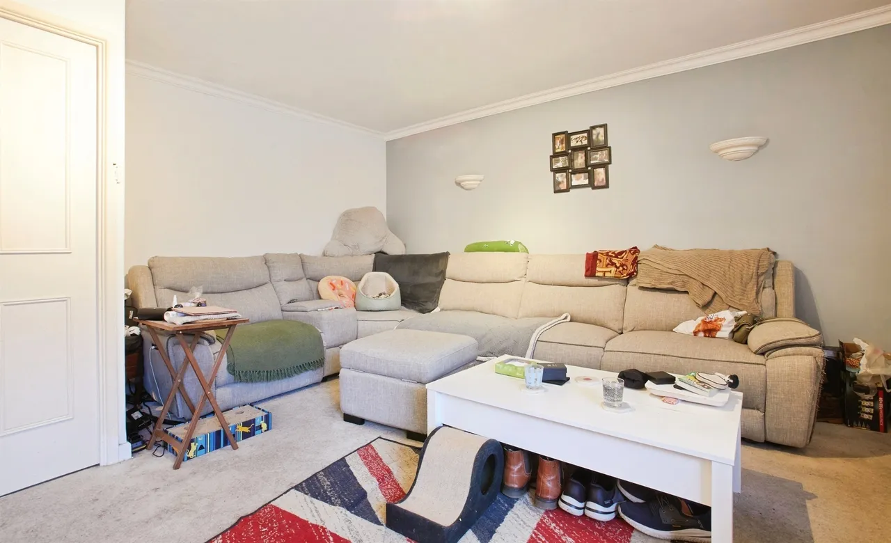 Methuen Drive, Salisbury, photo 2