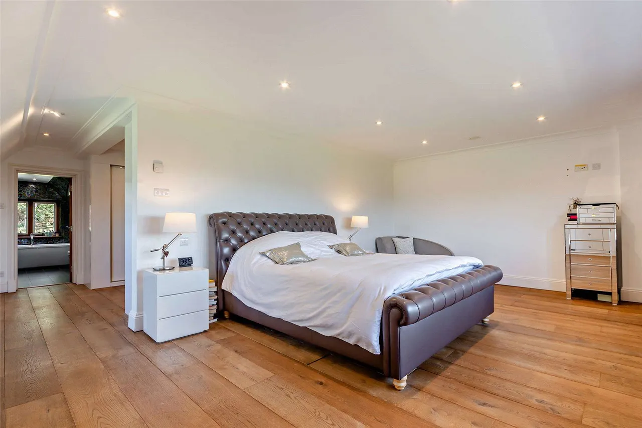 Whitchurch on Thames, RG8, photo 19