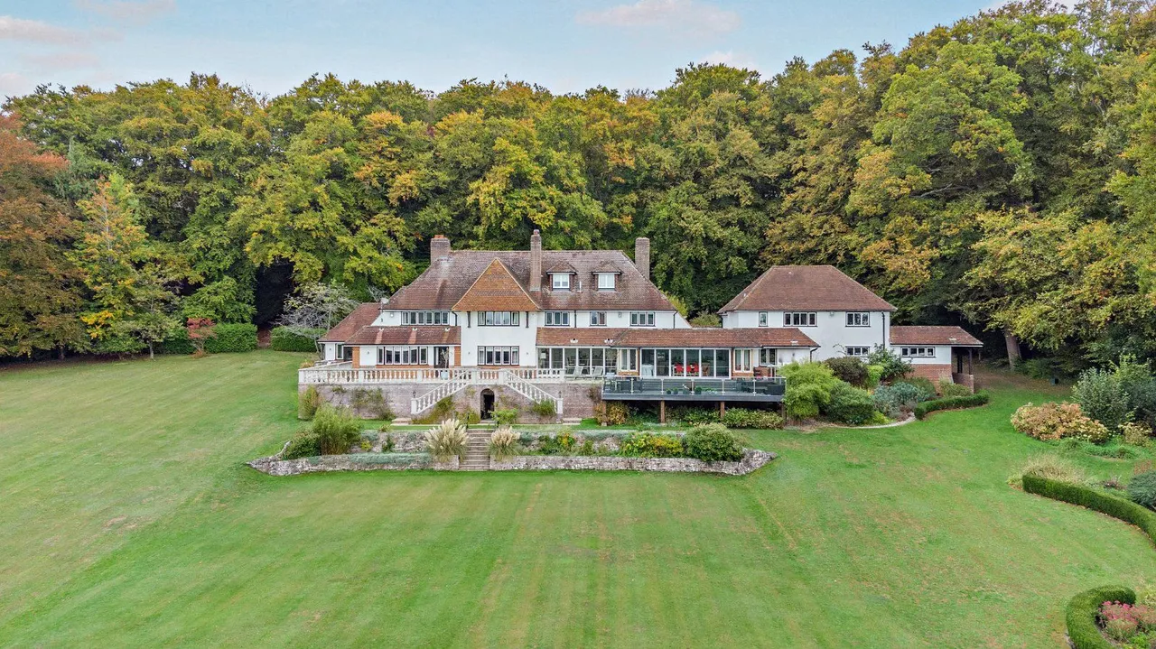 8 bed house for sale, Whitchurch on Thames, RG8