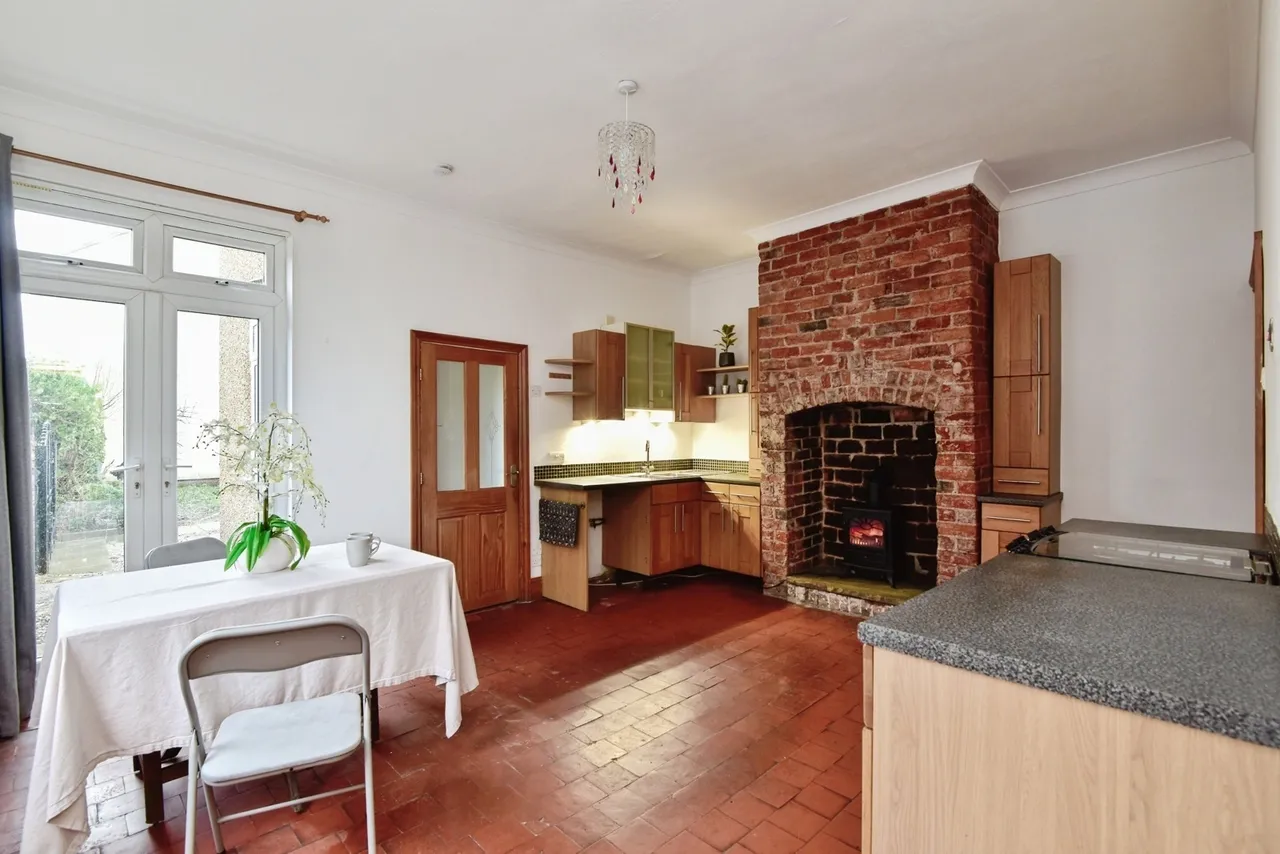 Ravens Lane, Bignall End, Stoke-on-Trent, Staffordshire, ST7, photo 6