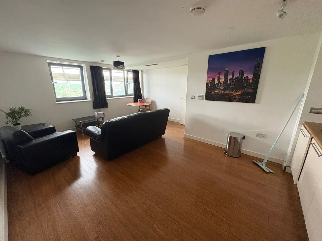 1 bed property to rent — Greenhouse Beeston Road Leeds