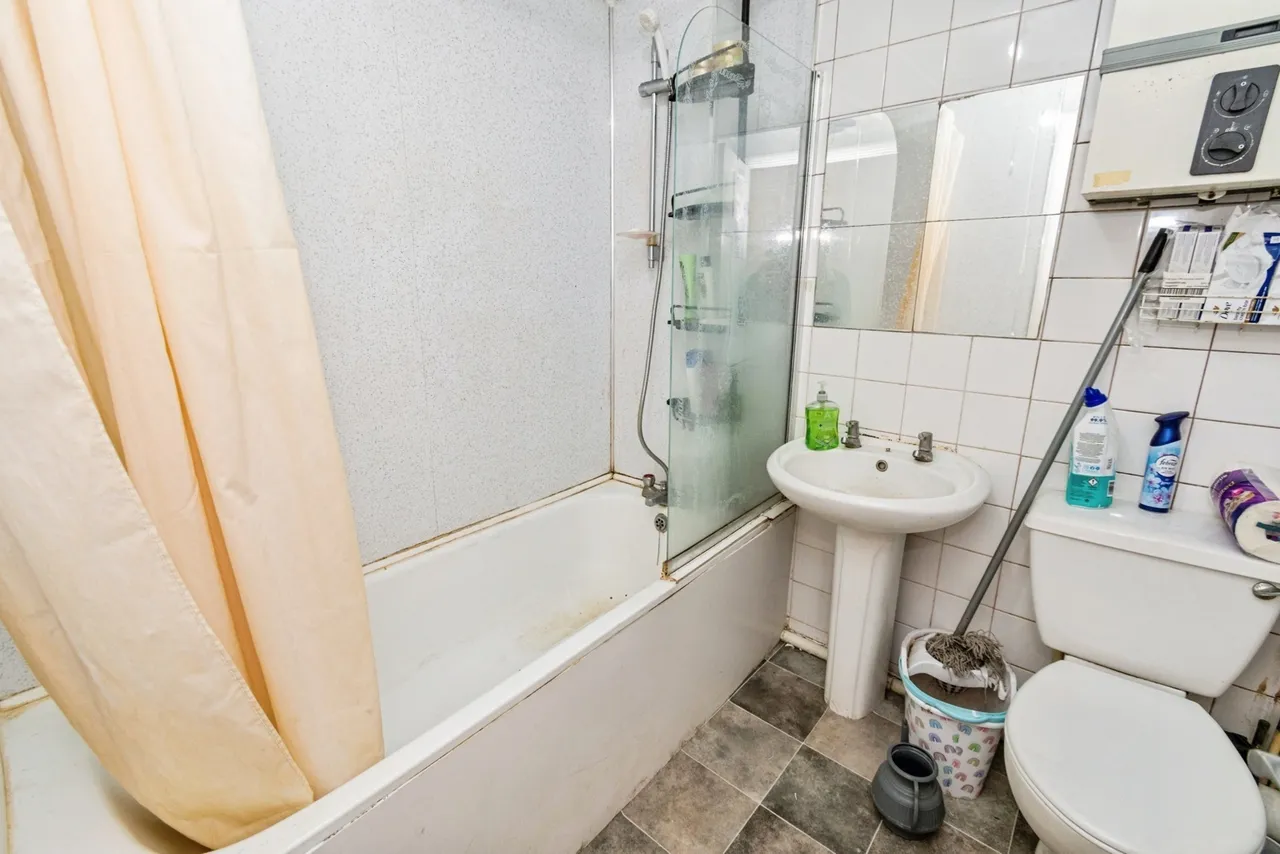 Holt Road, Southampton, SO15, photo 6