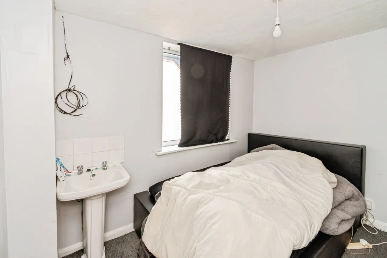 Holt Road, Southampton, SO15, photo 15
