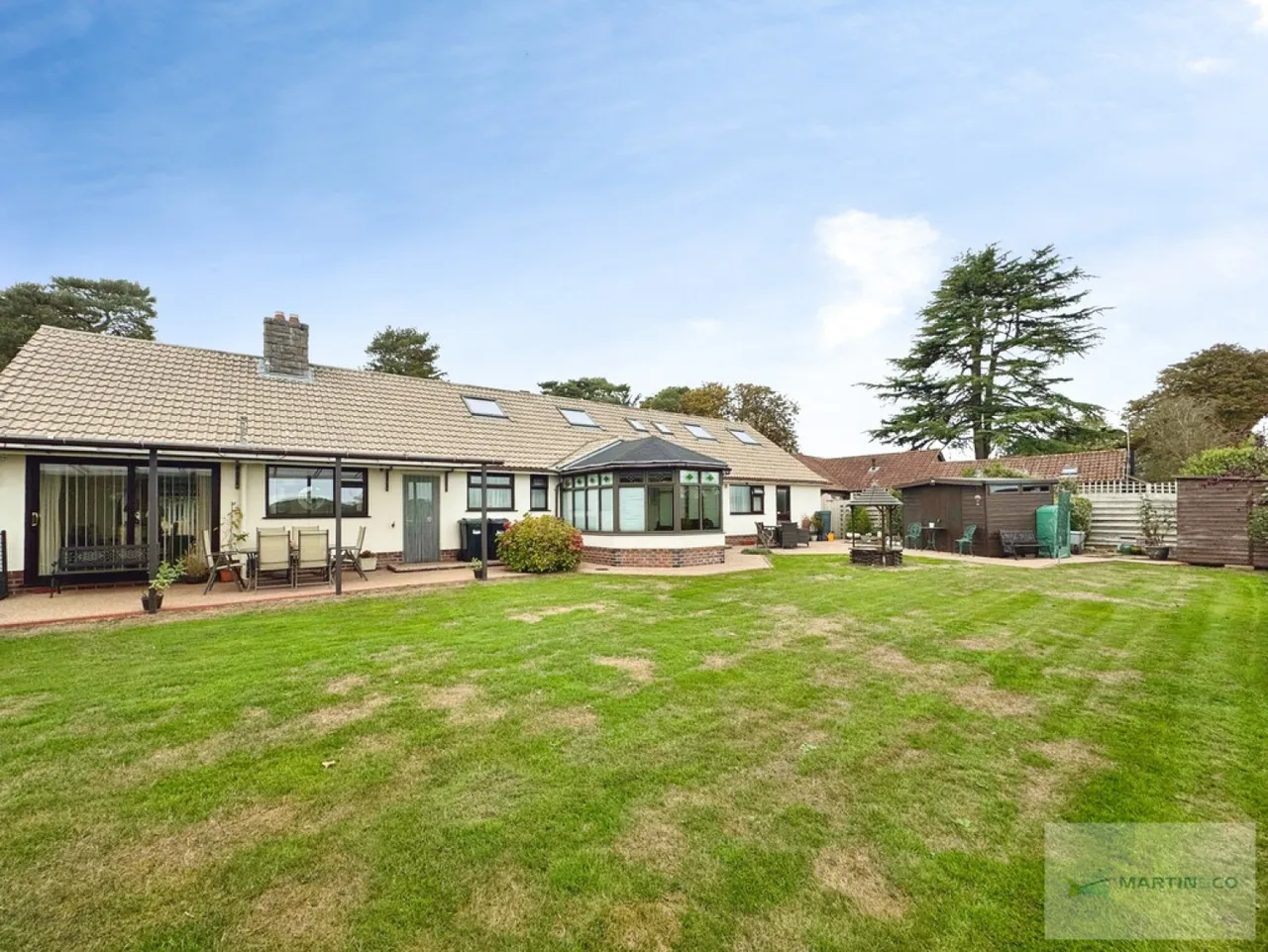 Ringwood, BH24, photo 12