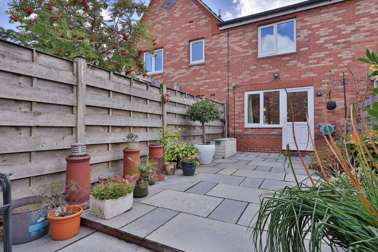 Aldborough Way, York, photo 11