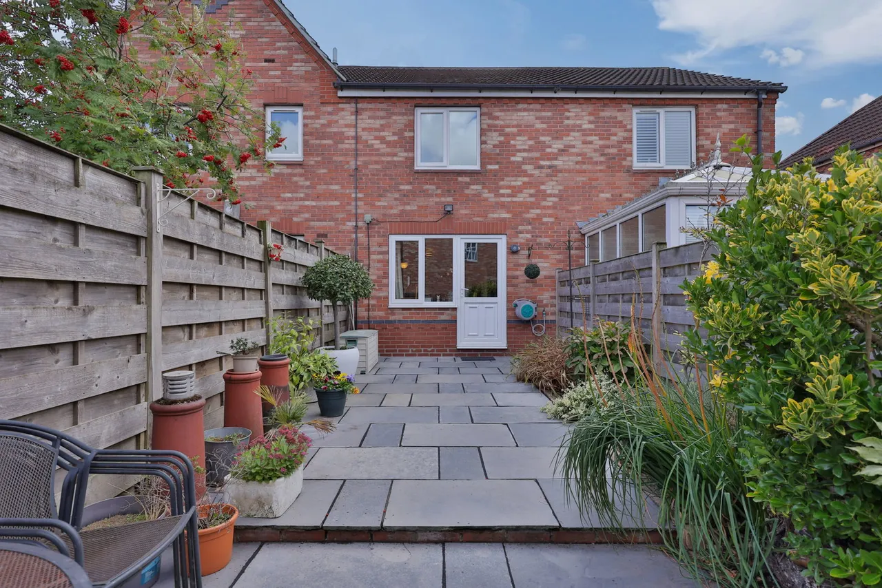 Aldborough Way, York, photo 9