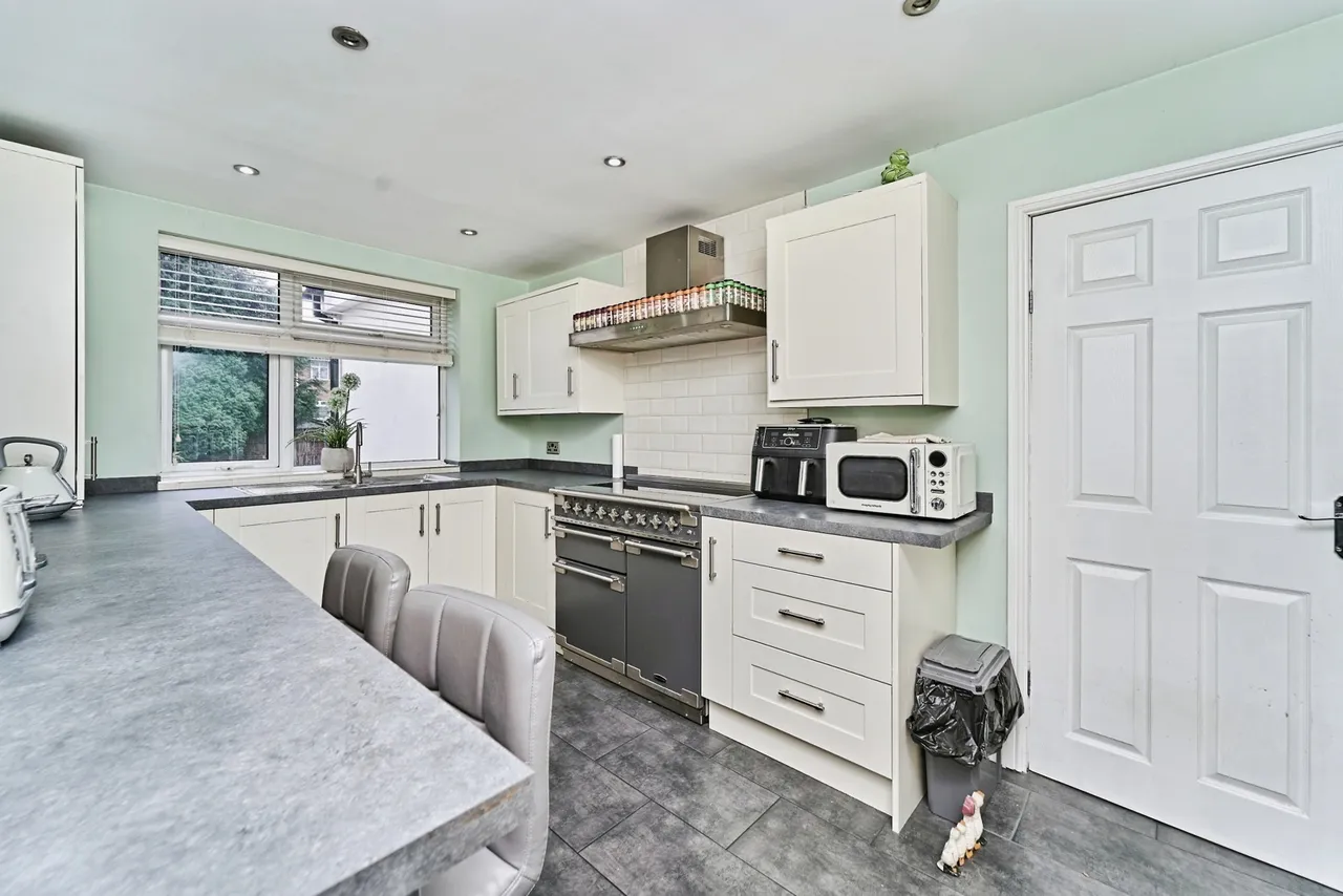 Harden Road, Walsall, West Midlands, WS3, photo 4