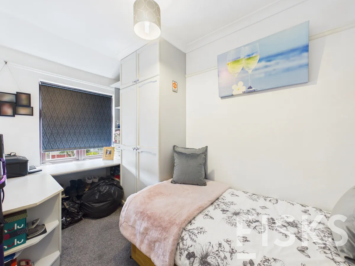 Woodcote Avenue, Hornchurch, RM12, photo 19
