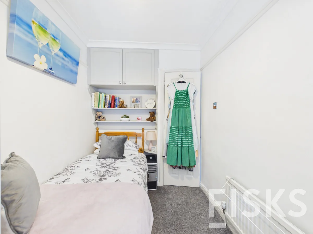 Woodcote Avenue, Hornchurch, RM12, photo 18