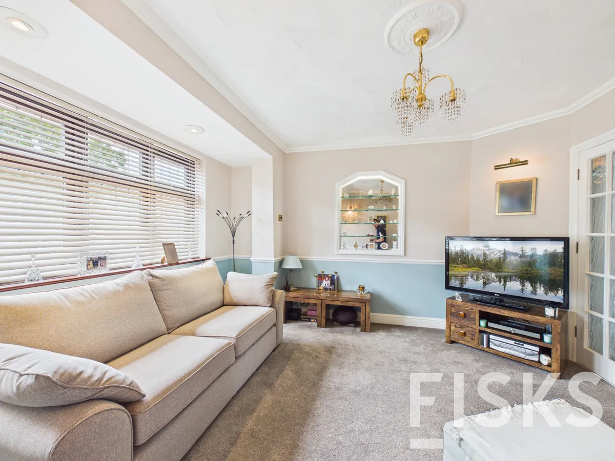 Woodcote Avenue, Hornchurch, RM12, photo 9