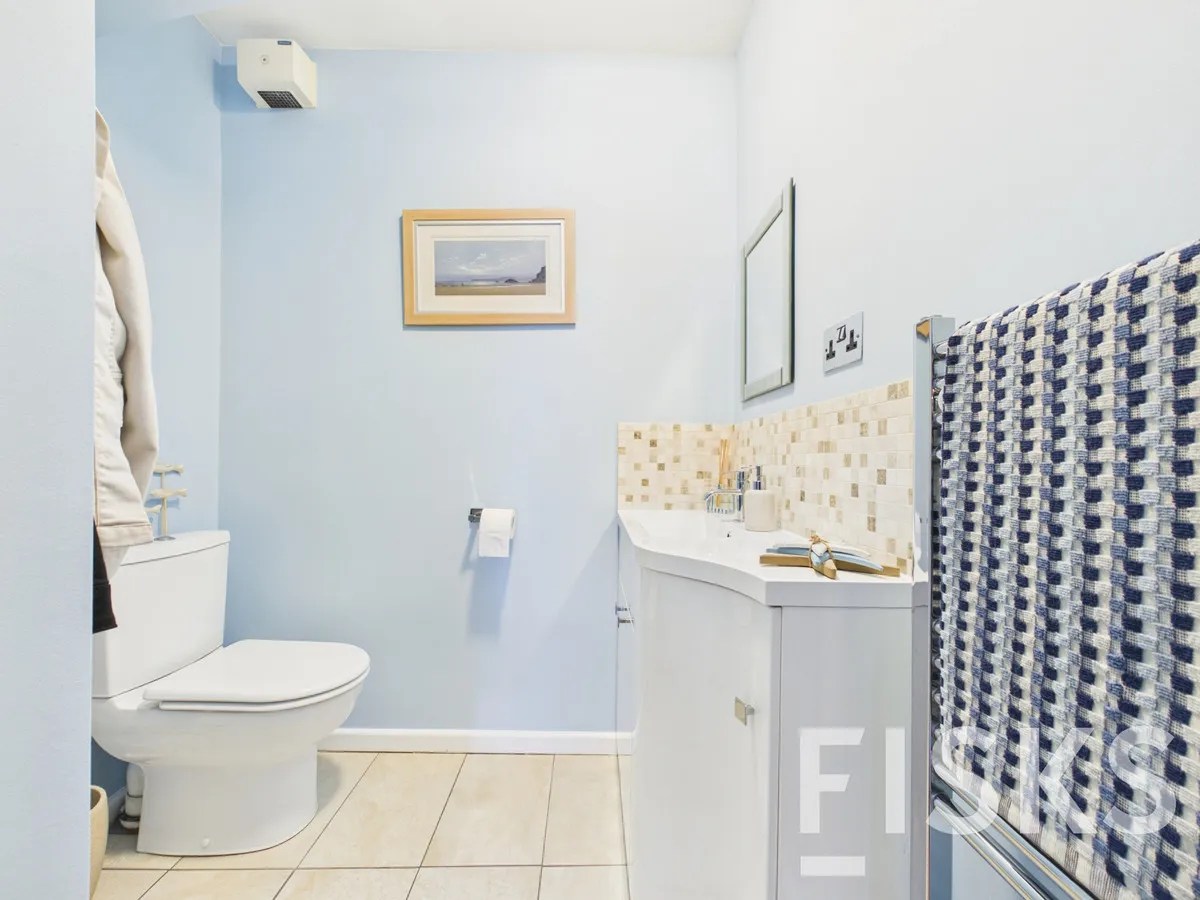Woodcote Avenue, Hornchurch, RM12, photo 10