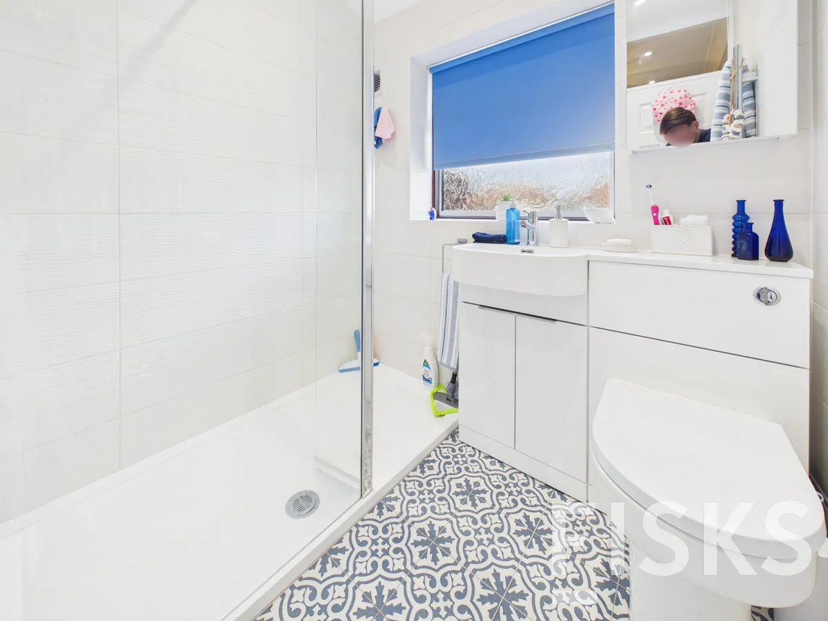 Woodcote Avenue, Hornchurch, RM12, photo 24