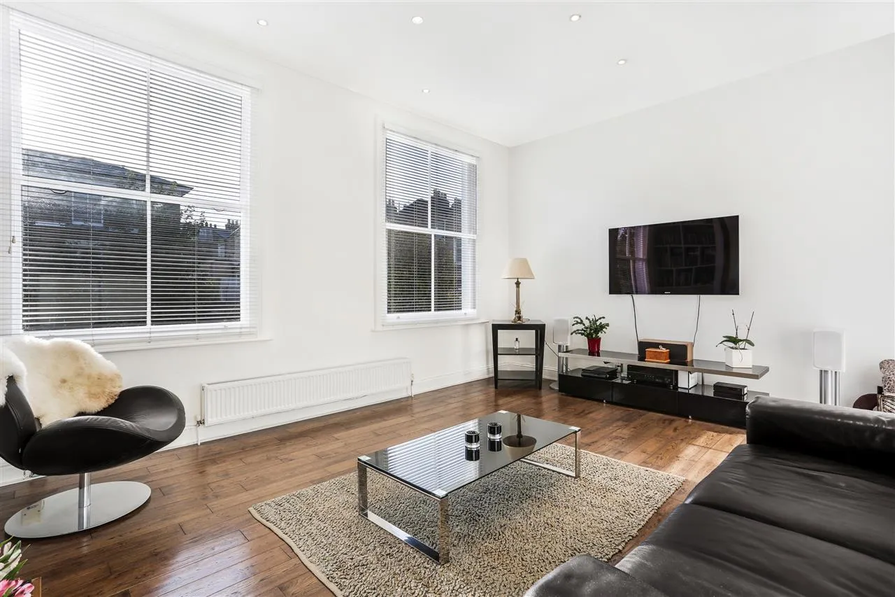 Hargrave Road, London, photo 8
