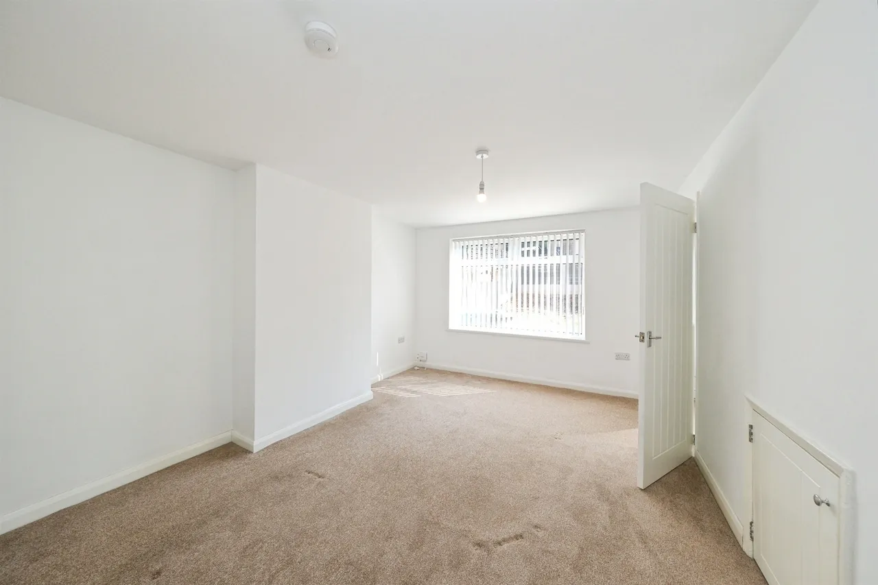 Godfrey Drive, Ilkeston, DE7, photo 9