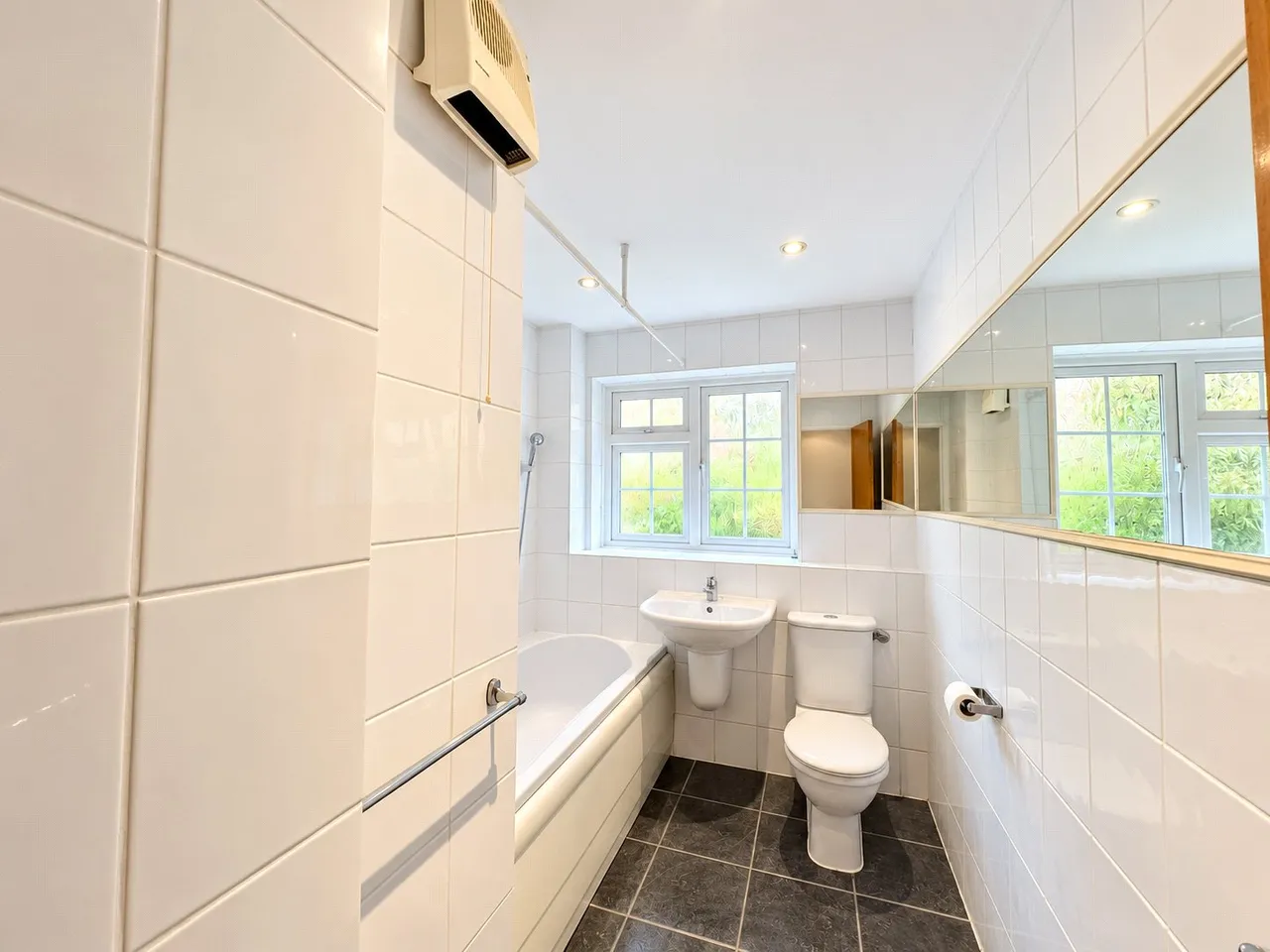 Ferndown Close, Guildford, GU1, photo 6