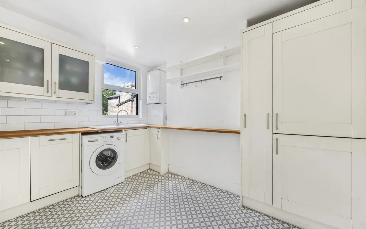 Park Avenue, Palmers Green, N13, photo 8