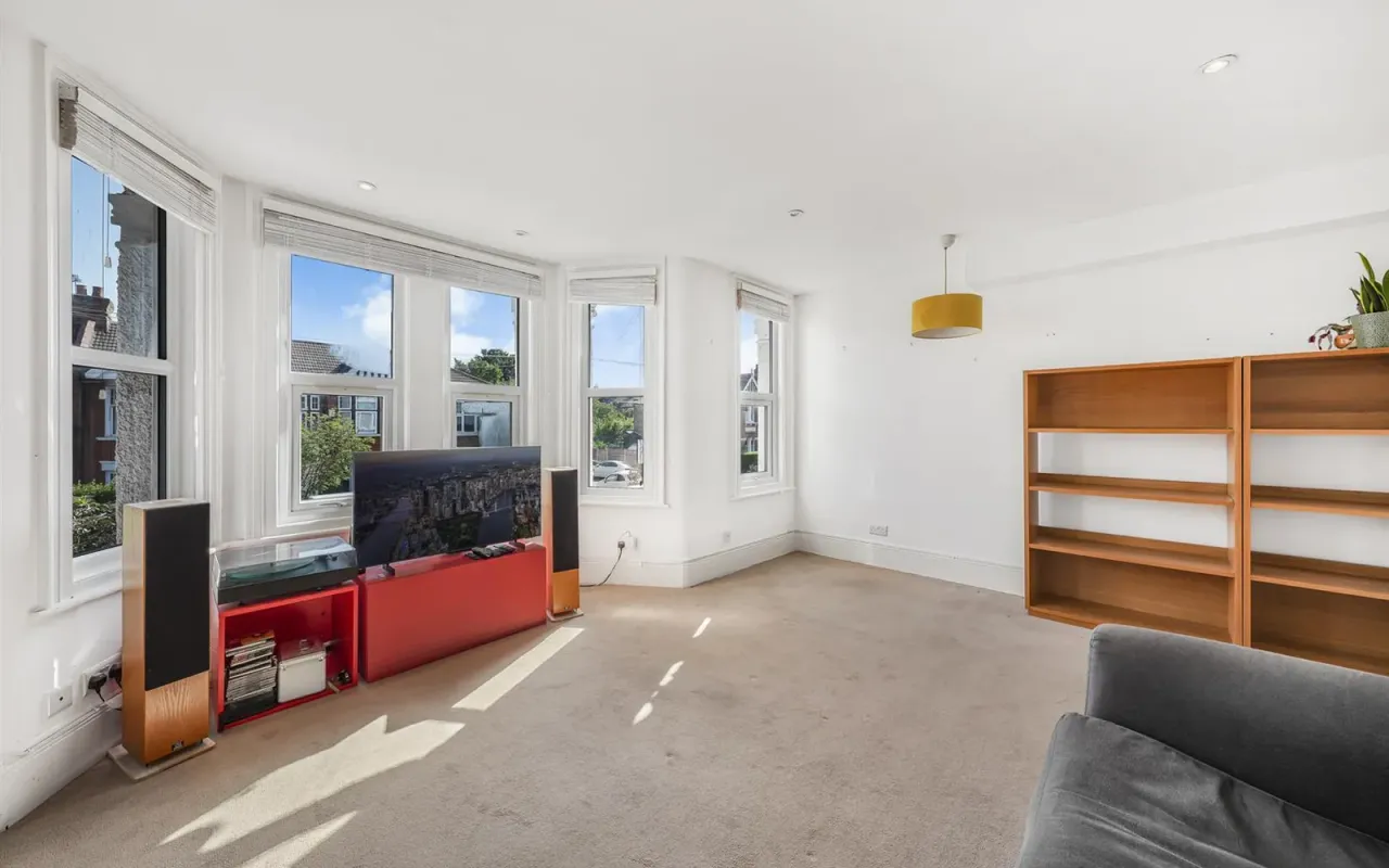 Park Avenue, Palmers Green, N13, photo 7