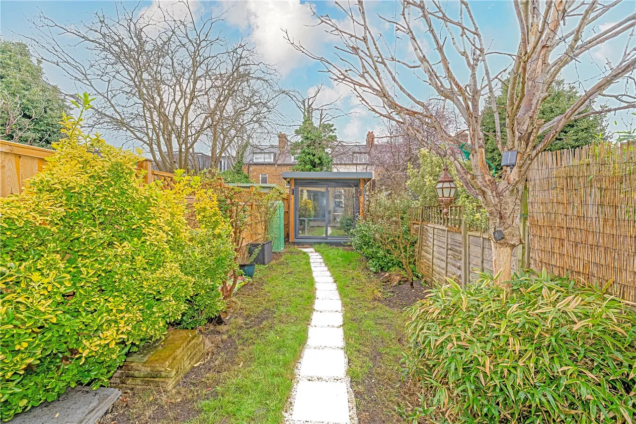 Heathfield South, Twickenham, TW2 7SR, photo 9