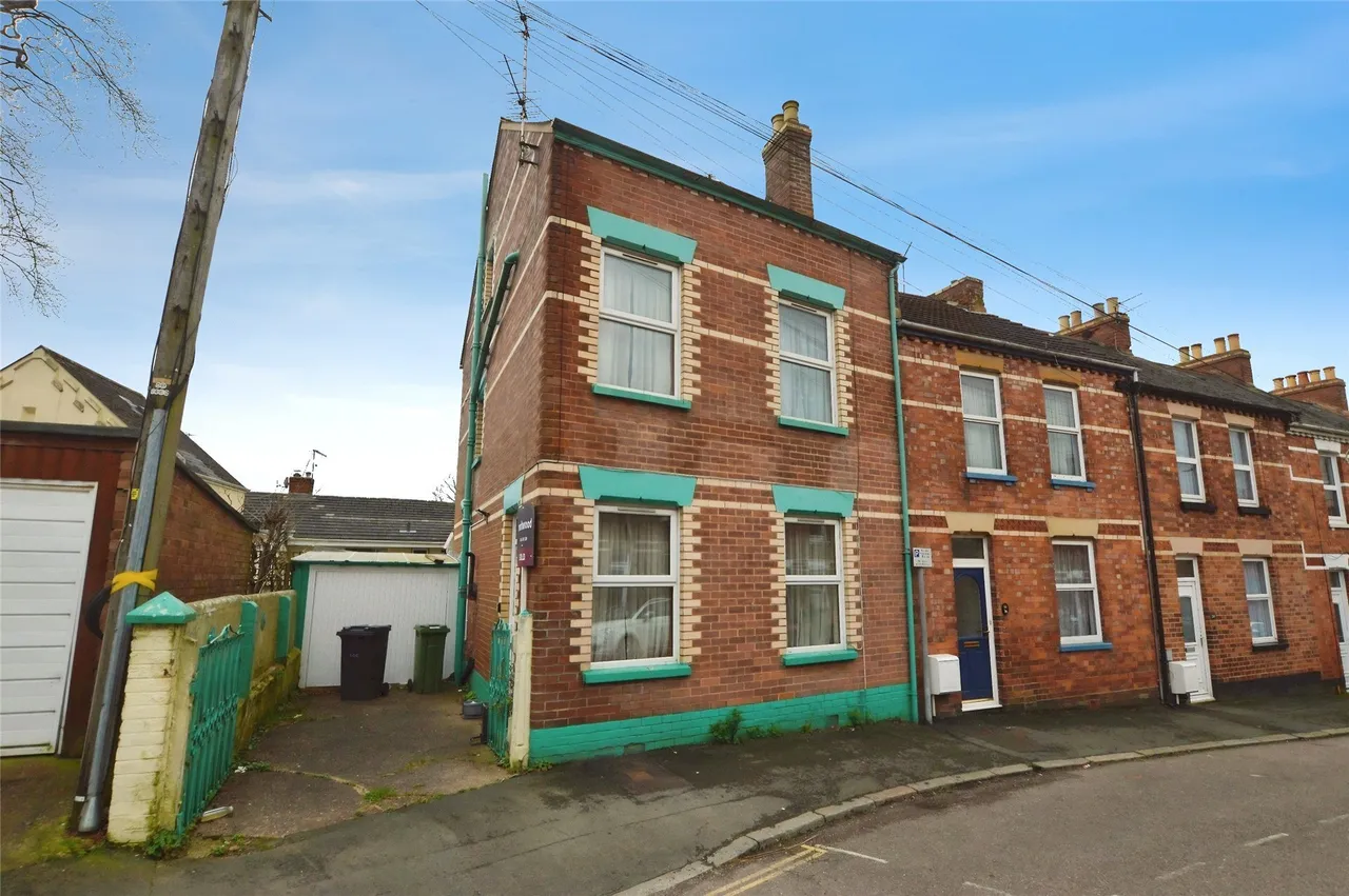 3 bed property for sale — May Street, Mount Pleasant, Exeter, Devon, EX4