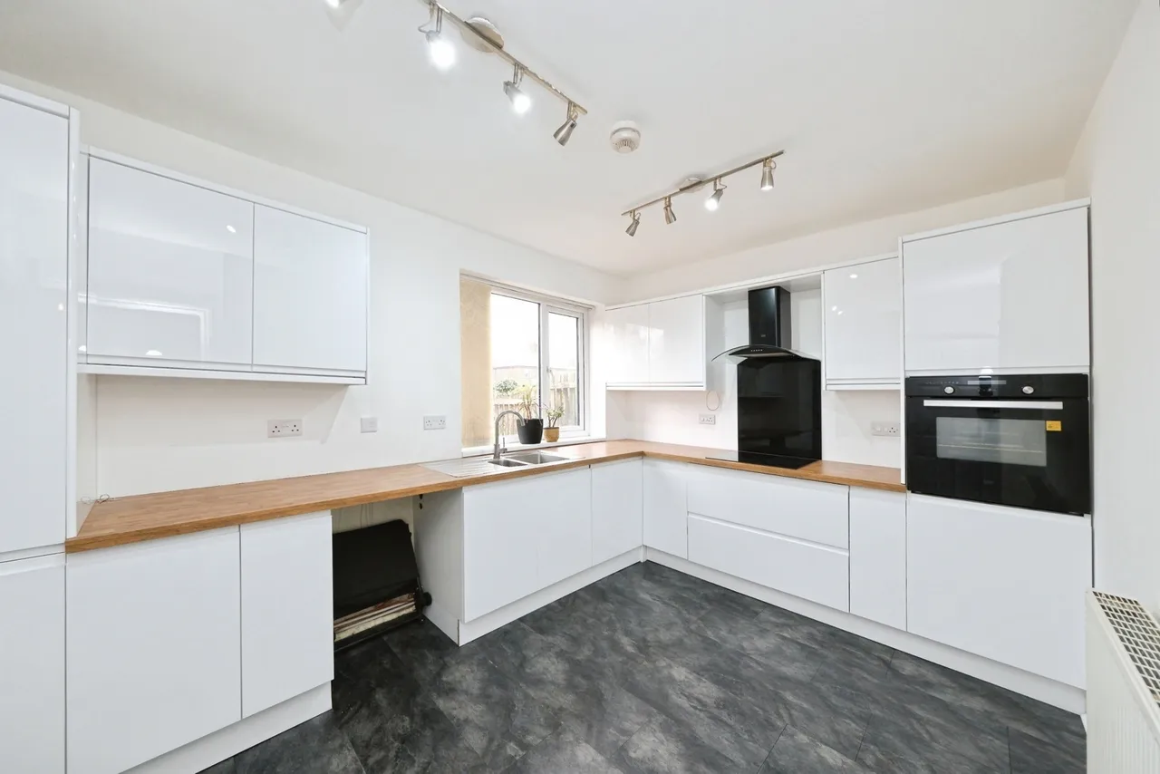 Harrowden Road, Doncaster, South Yorkshire, DN2, photo 6