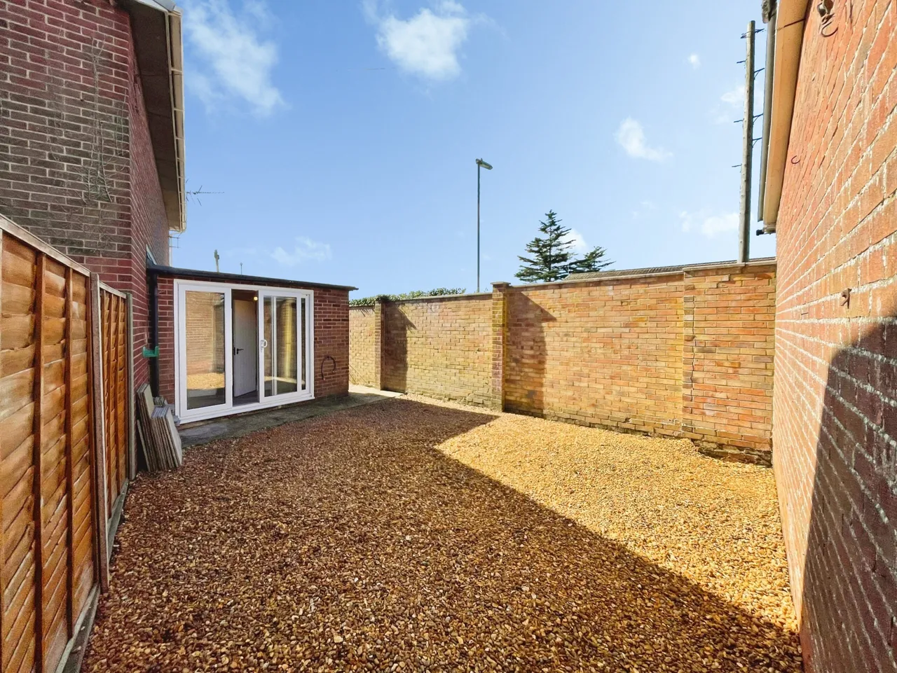 Elizabeth Road, Basingstoke, Basingstoke, RG22 6AX, photo 12