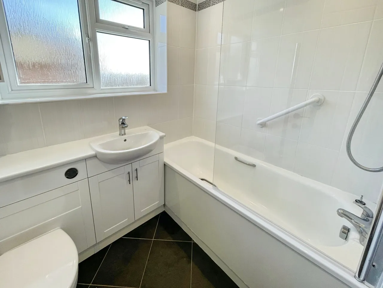 Elizabeth Road, Basingstoke, Basingstoke, RG22 6AX, photo 10