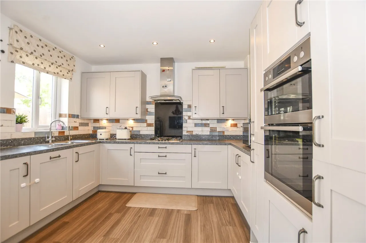 Bronte Grove, Arborfield Green, Reading, Berkshire, RG2, photo 7