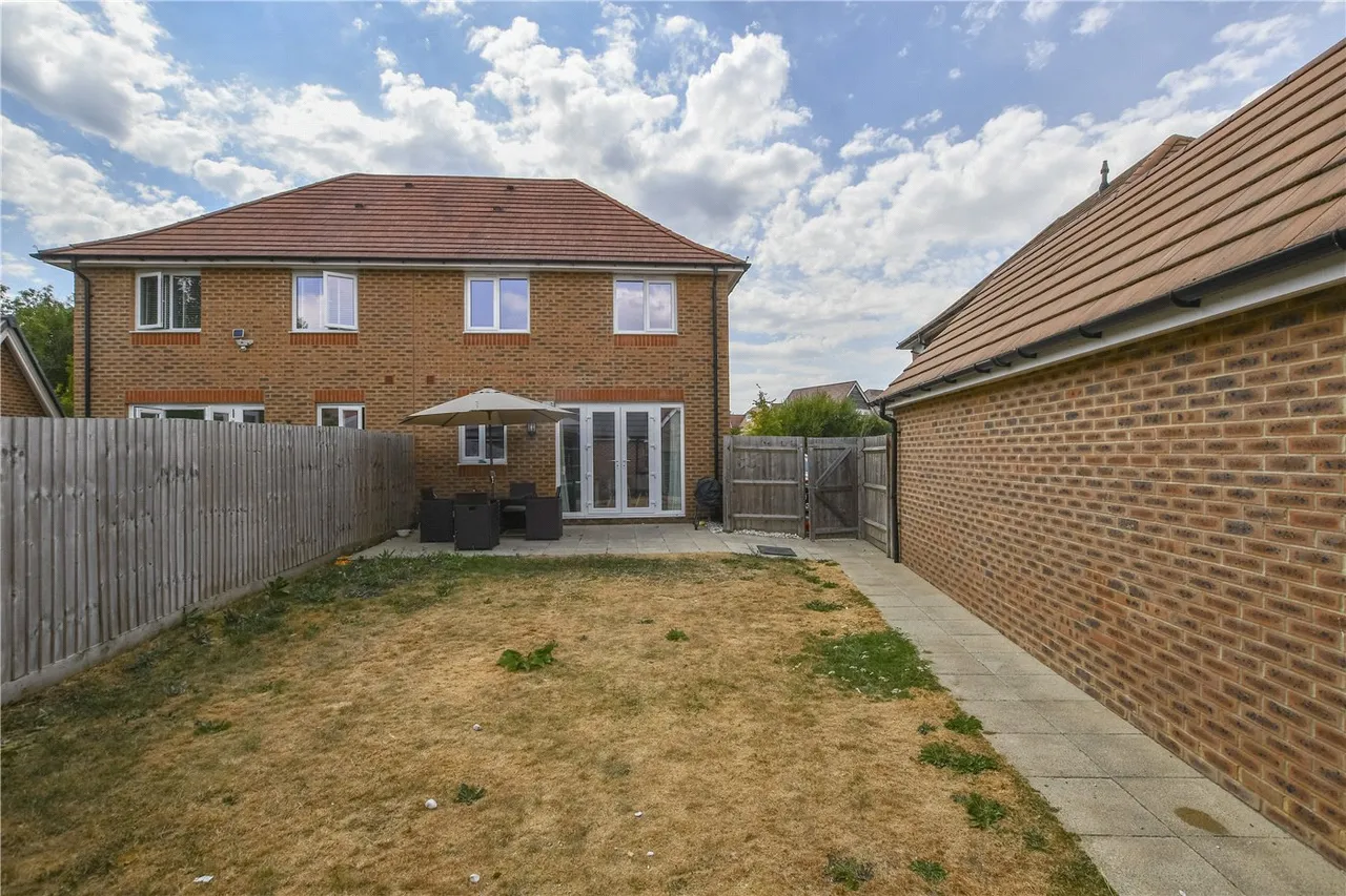 Bronte Grove, Arborfield Green, Reading, Berkshire, RG2, photo 12