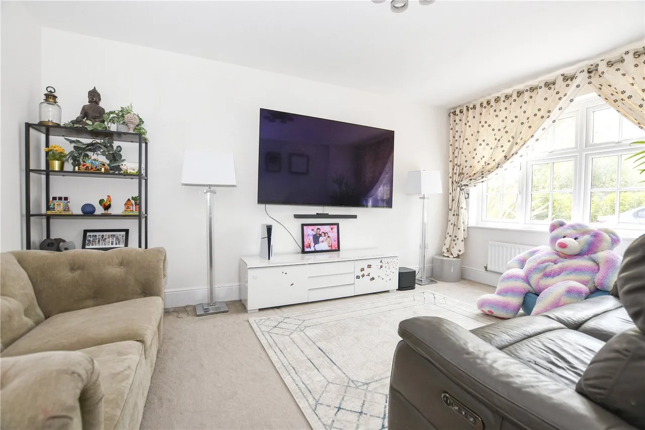 Bronte Grove, Arborfield Green, Reading, Berkshire, RG2, photo 9