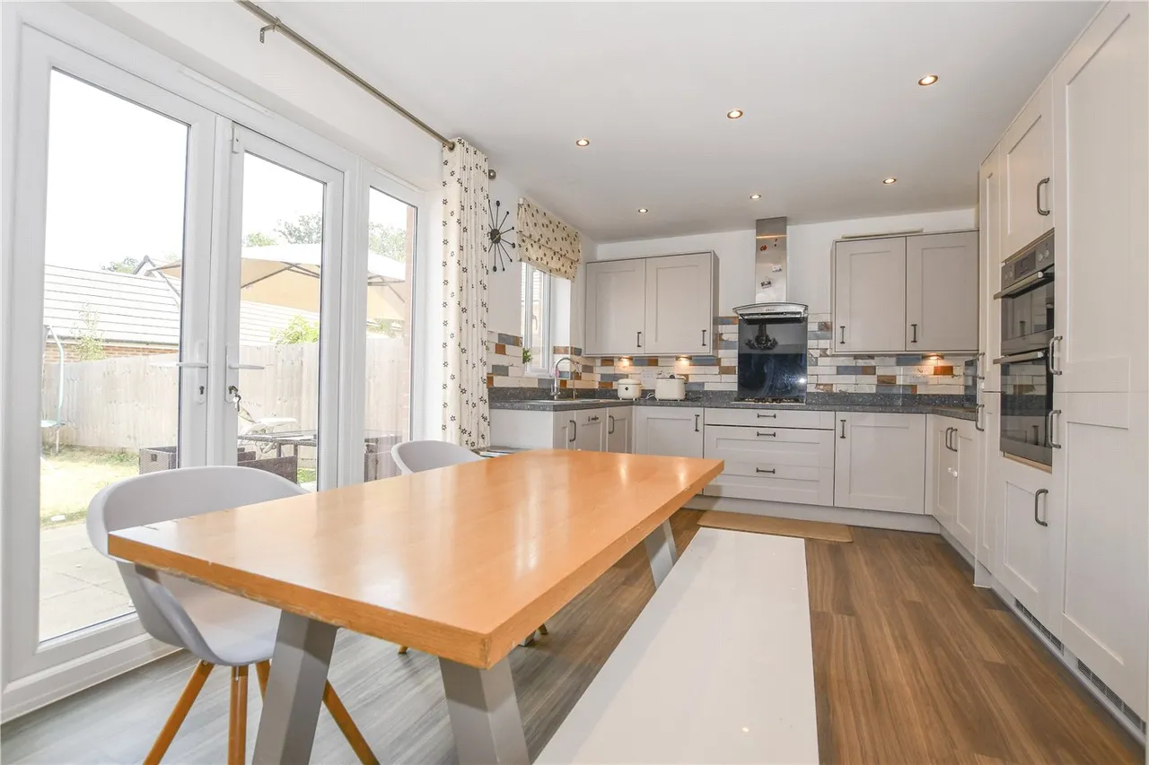 Bronte Grove, Arborfield Green, Reading, Berkshire, RG2, photo 6