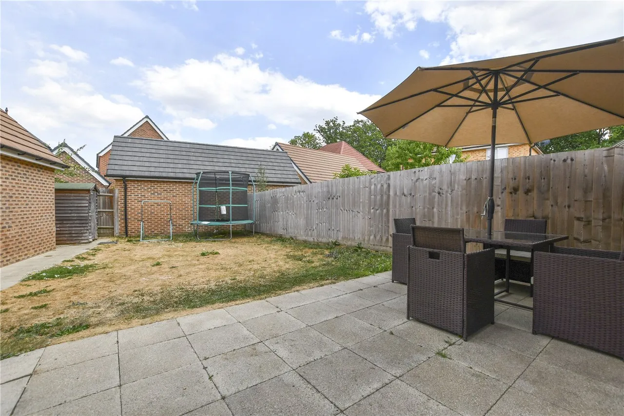 Bronte Grove, Arborfield Green, Reading, Berkshire, RG2, photo 4