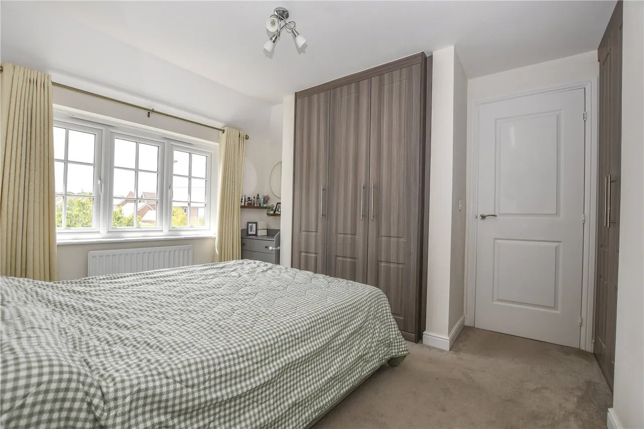 Bronte Grove, Arborfield Green, Reading, Berkshire, RG2, photo 11