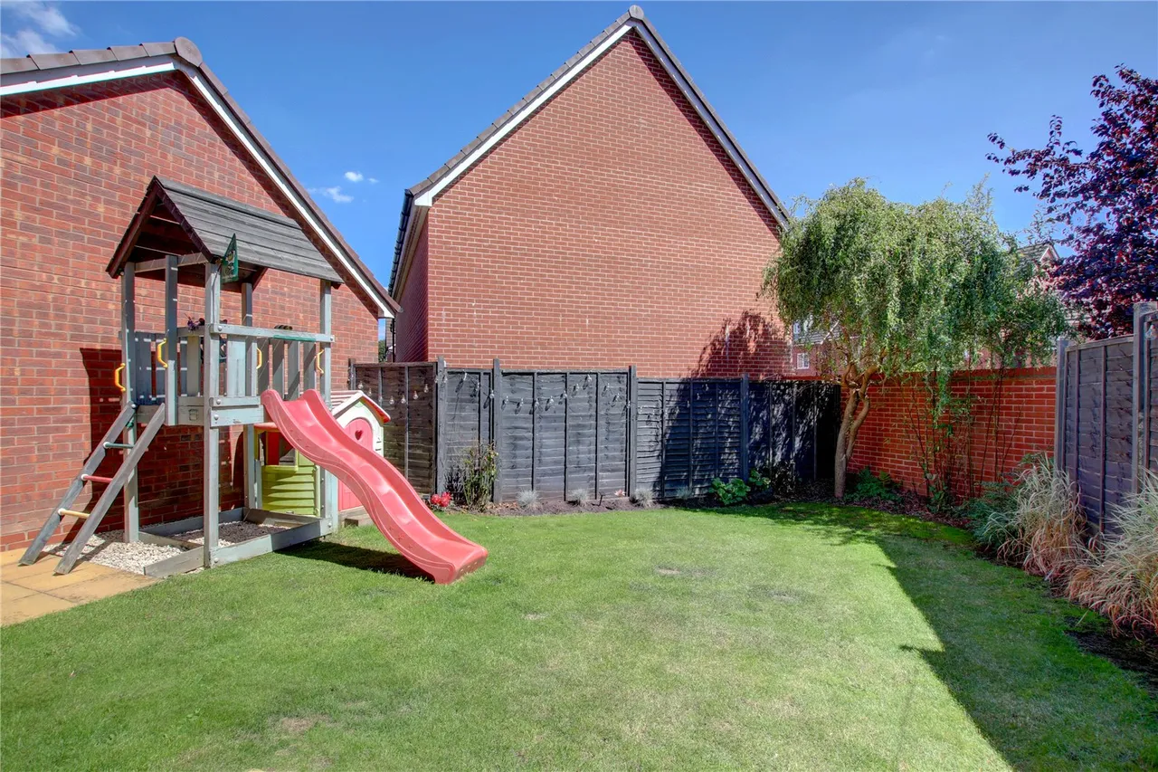 Fairey Street, Cofton Hackett, Birmingham, Worcestershire, B45 8GU, photo 15