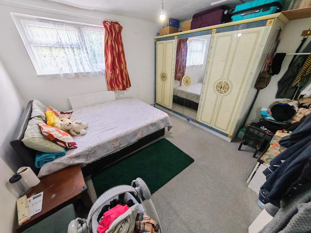 Stroud Field, Northolt, UB5, photo 4