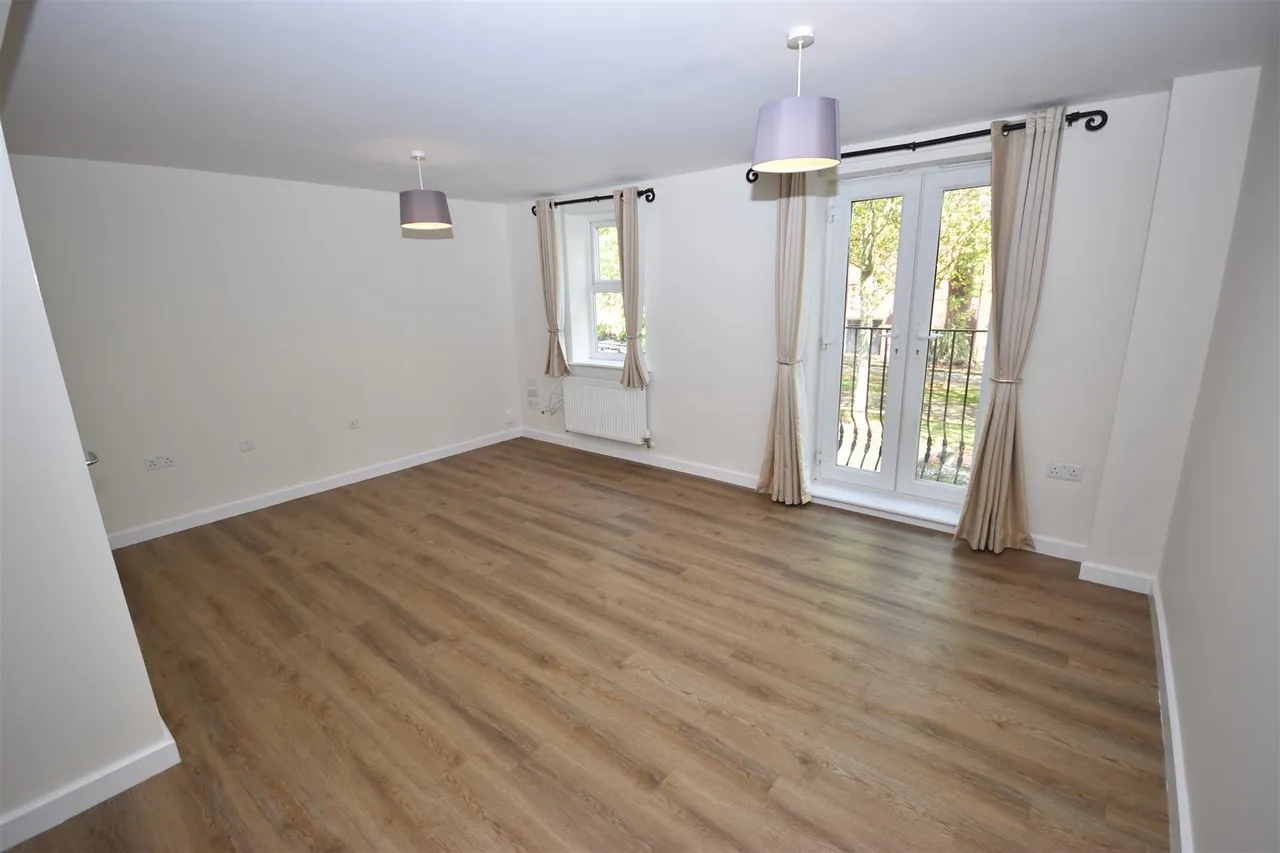 Pentland Drive, Sleaford, photo 3