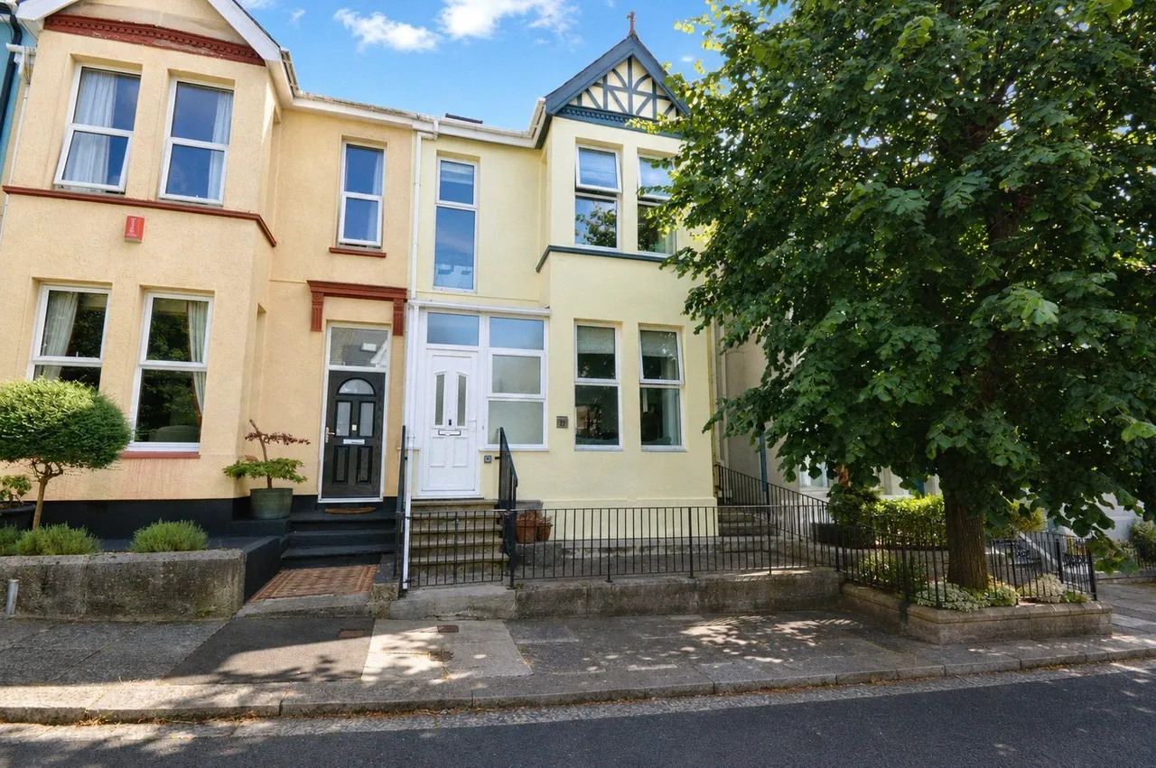 4 bed property for sale — Quarry Park Road, Peverell, Plymouth, Devon, PL3