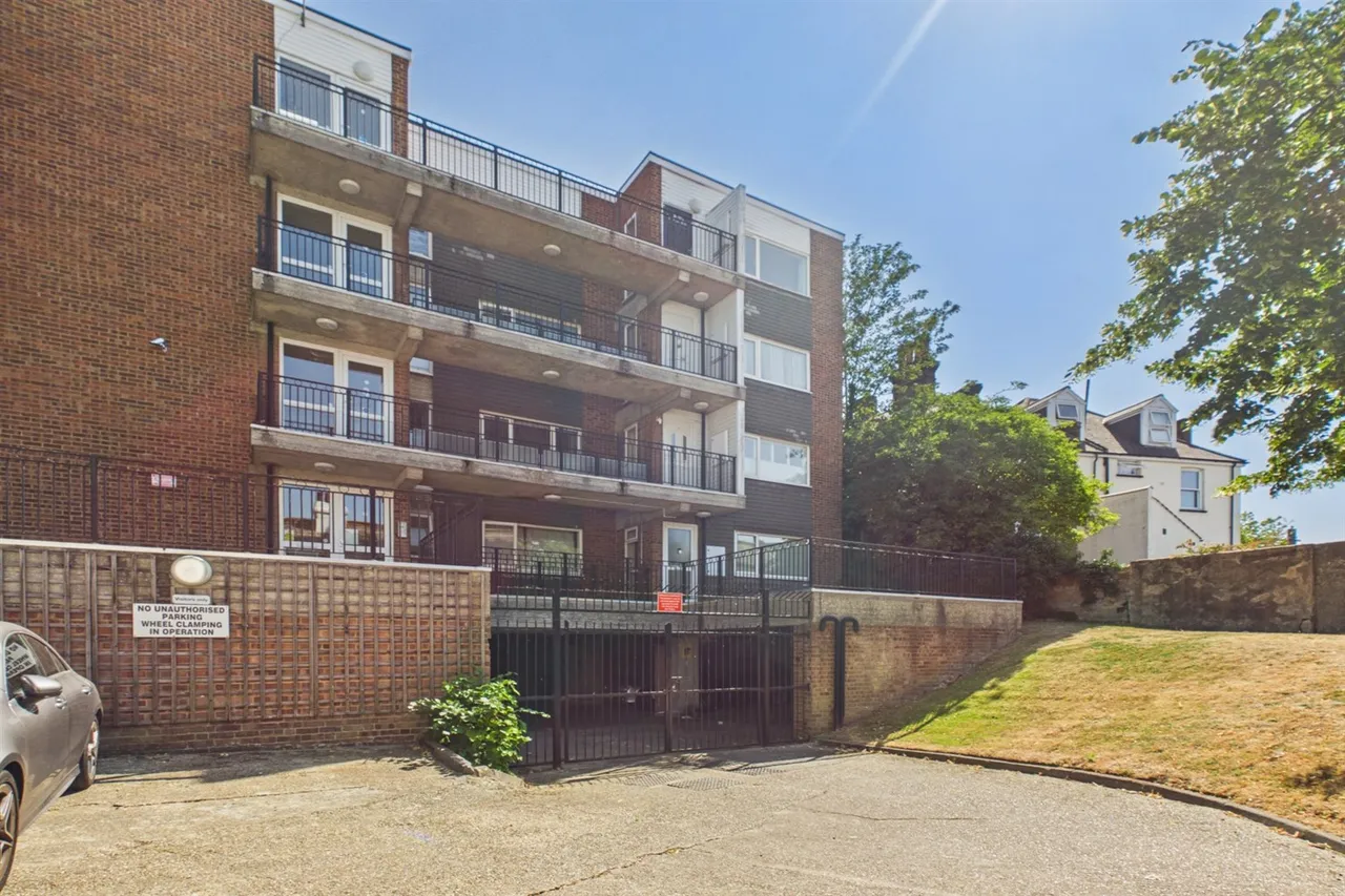97 Addiscombe Road, Croydon, CR0 6SH, photo 11