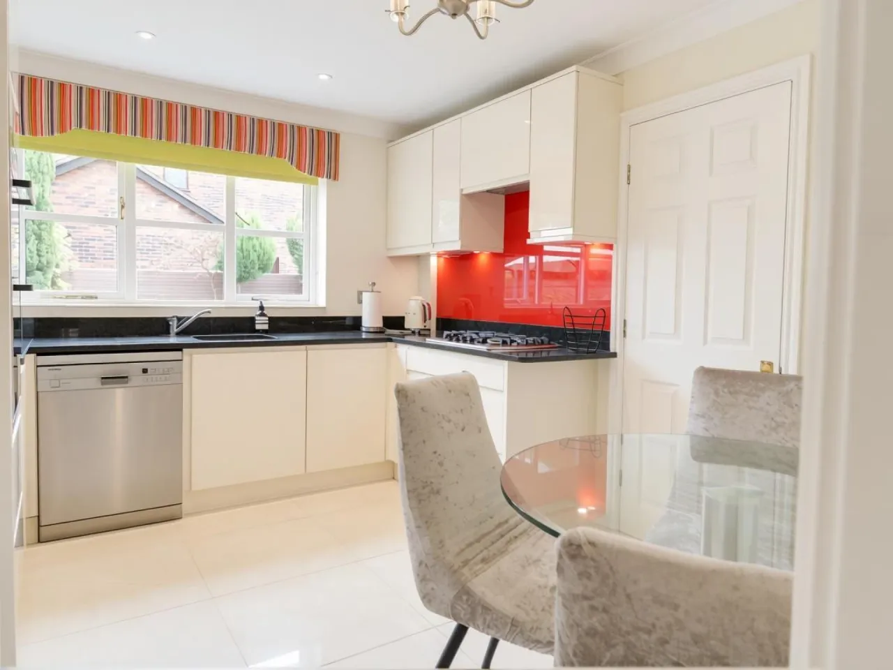 Mornant Avenue, Northwich, photo 3