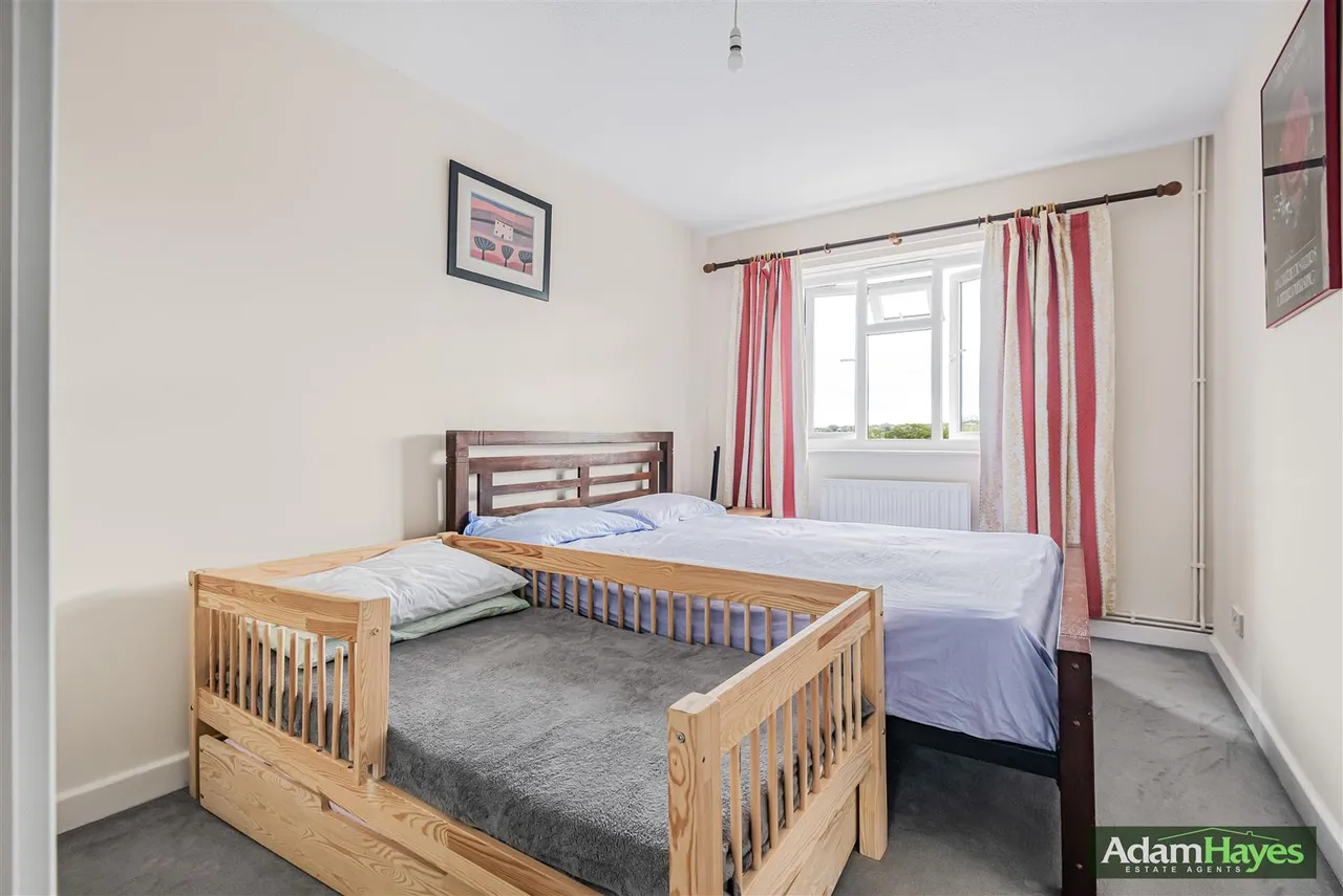 Sunny Way, North Finchley, N12, photo 12
