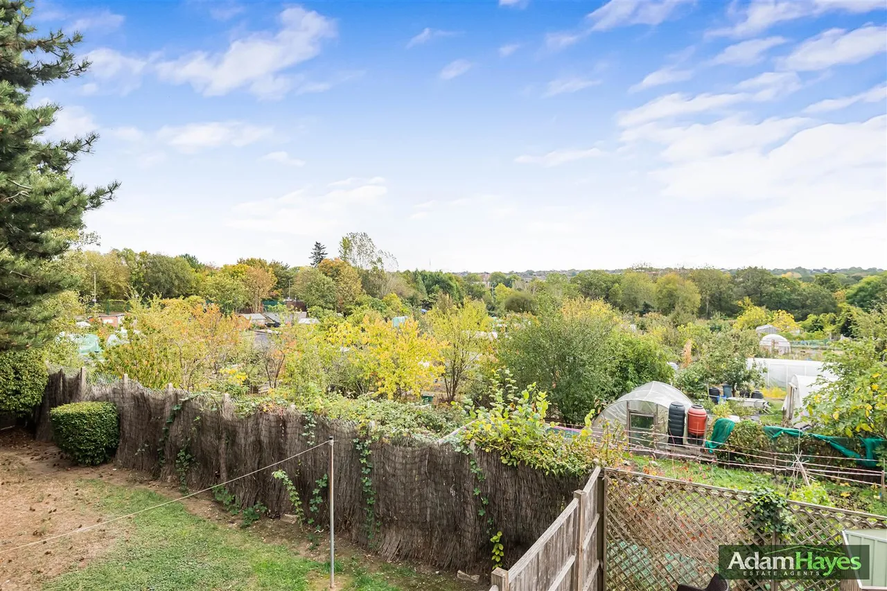 Sunny Way, North Finchley, N12, photo 2