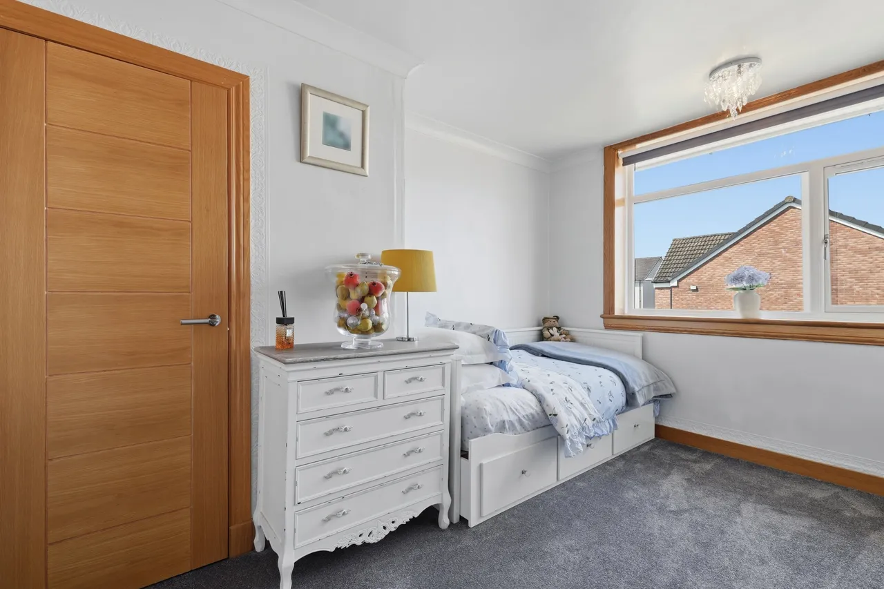 Robb Terrace, Kirkintilloch, G66, photo 22