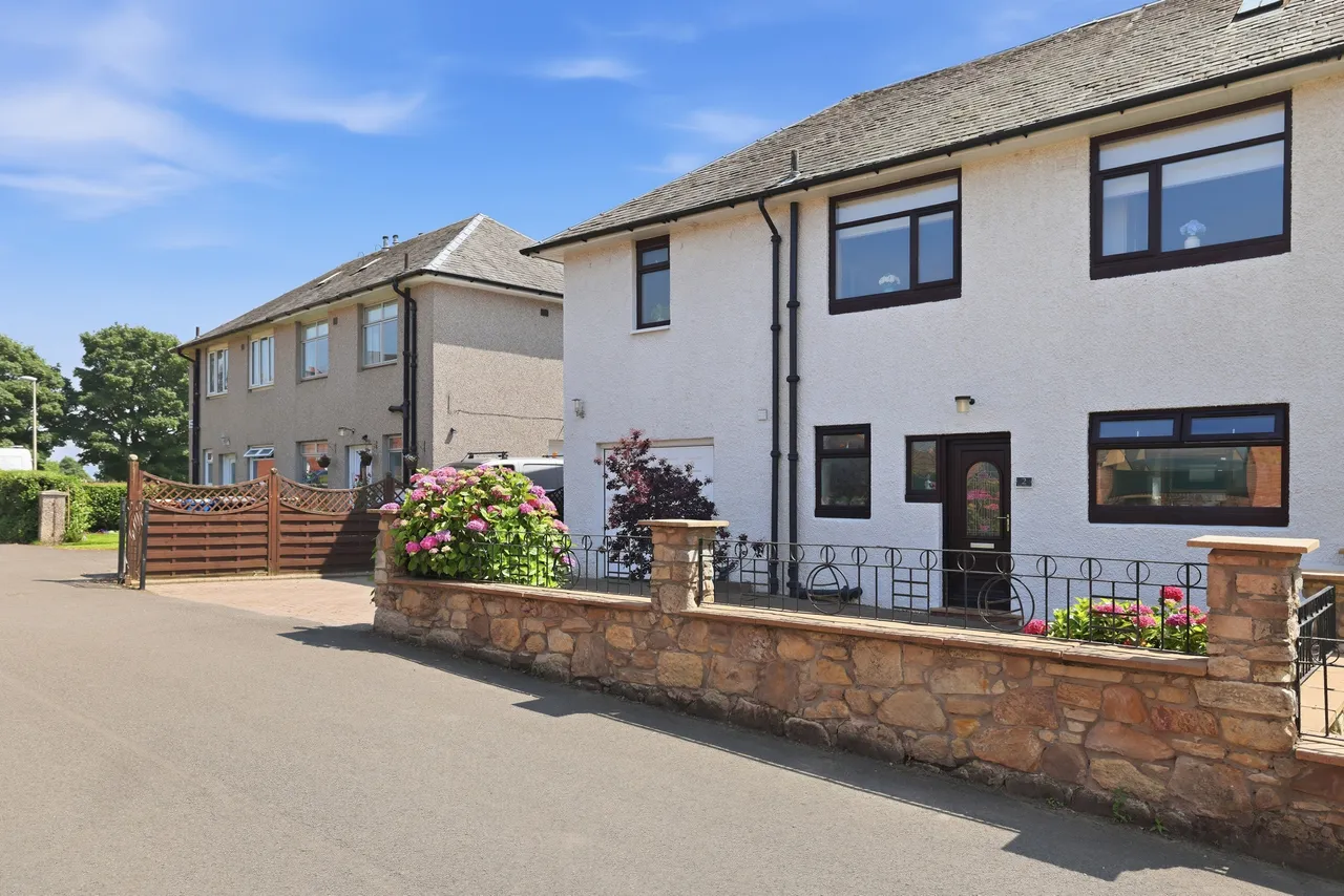 Robb Terrace, Kirkintilloch, G66, photo 31