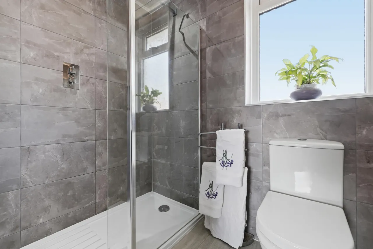 Robb Terrace, Kirkintilloch, G66, photo 29
