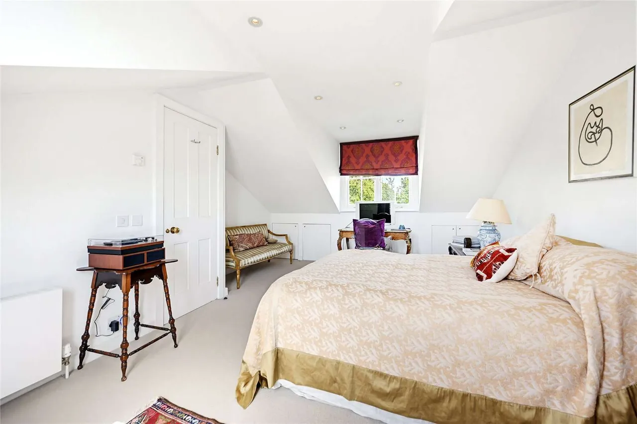 Palace Gardens Terrace, London, W8 4RR, photo 7