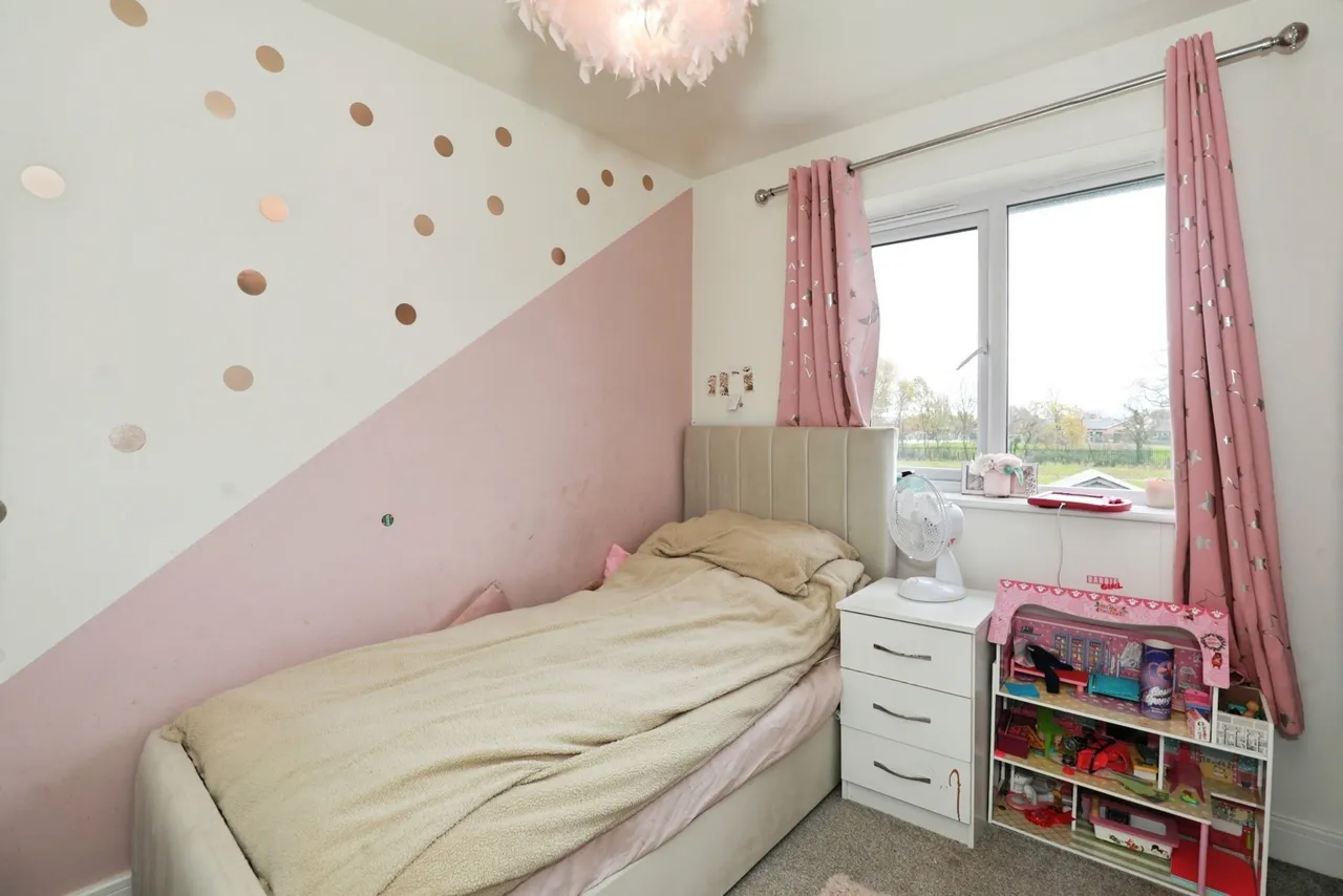 James Gibbons Road, Crewe, Cheshire, CW1, photo 13