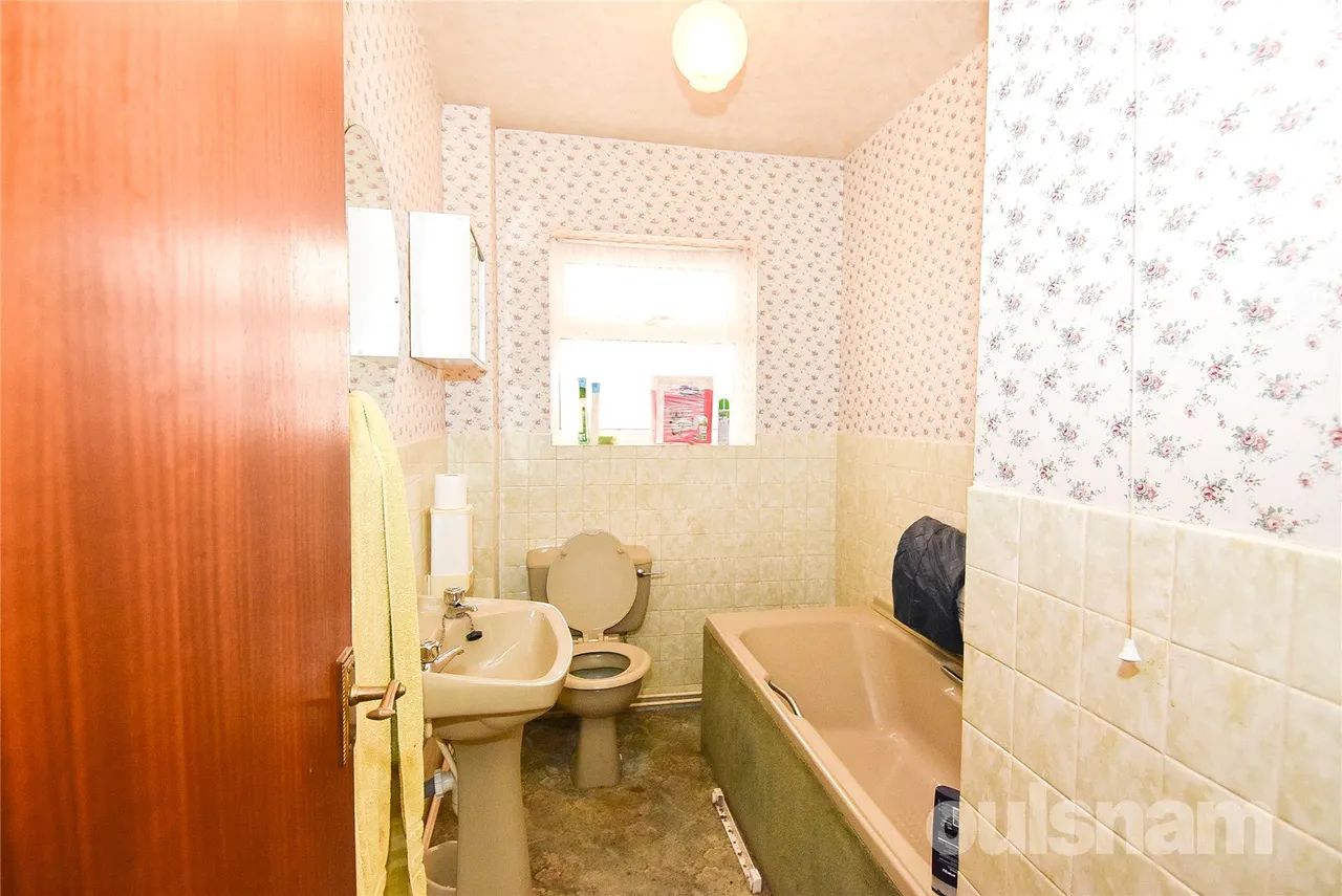 Woodvale Drive, Hall Green, Birmingham, West Midlands, B28 0PR, photo 15